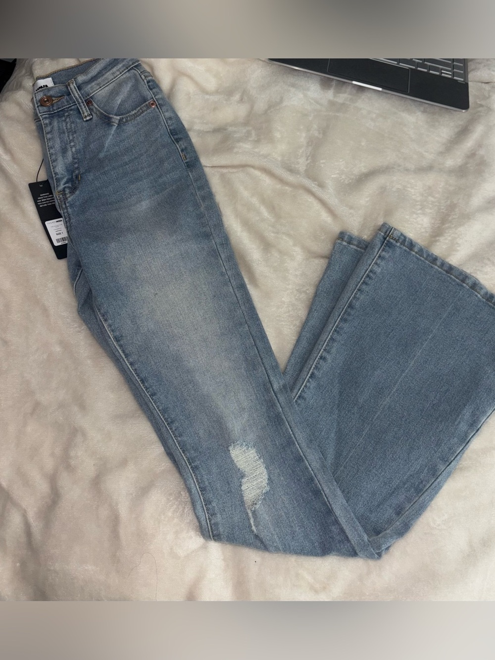 Fashion nova high waisted jeans - Picture 3 of 7